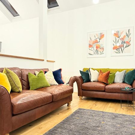 The Barn In The Courtyard, 3 - Bed, Sleeps 5, Pets Welcome Ulverston Exterior photo