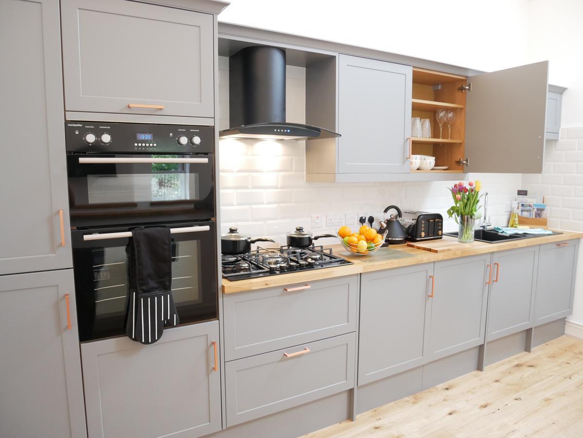 The Barn In The Courtyard, 3 - Bed, Sleeps 5, Pets Welcome Ulverston Exterior photo